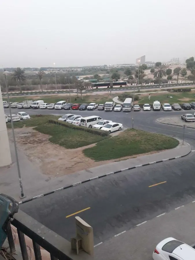 Flat Rooms For Rent Dubai 0*,